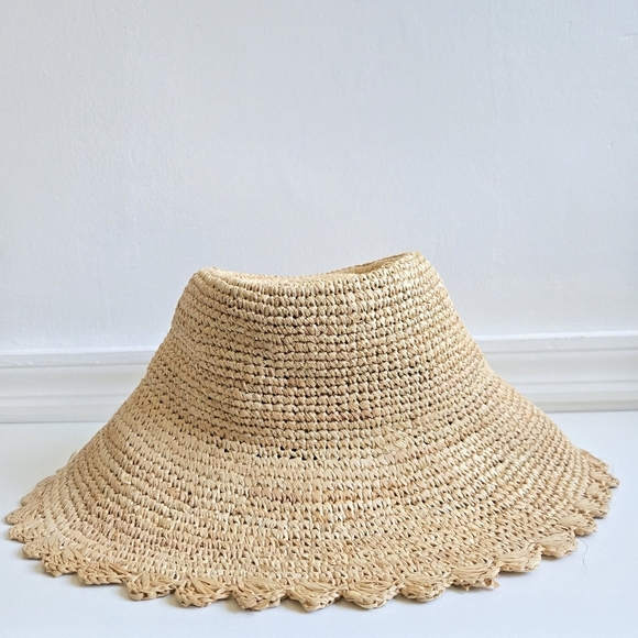 New Wyeth Lacey Raffia Crochet Scalloped Edge Natural Bucket Straw Hat NWT - Picture 11 of 15